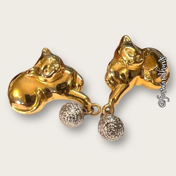 Gold Tone Cats Playing with Silver Tone Ball of Yarn Stud Earrings - Picture 1 of 7